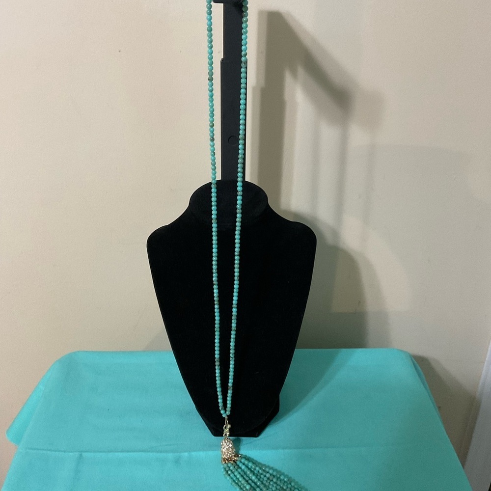 Chic Turquoise Beaded Necklace